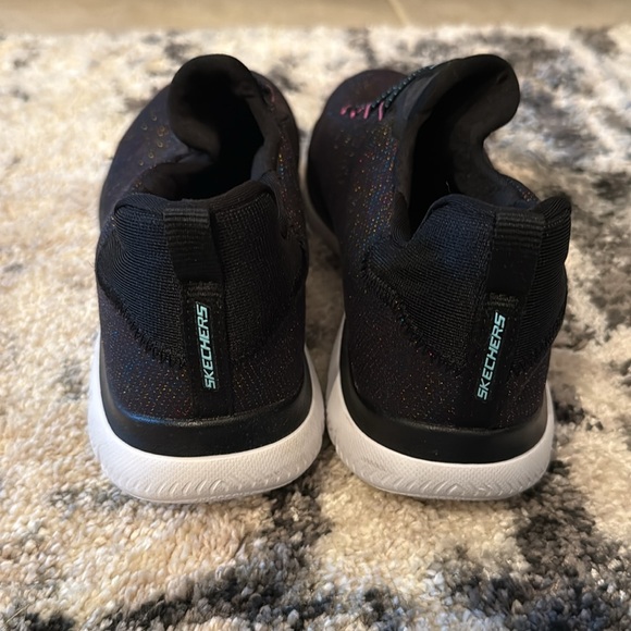 Skechers sparkly women’s Black and Pink Sneakers - Picture 6 of 6